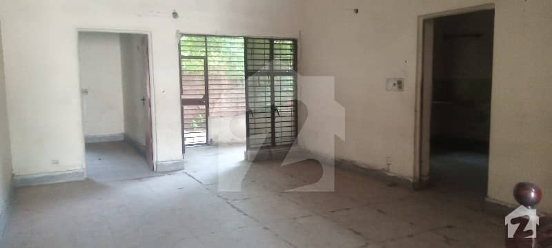 1 Kanal House  For Silent Office Or Warehouse For Rent
