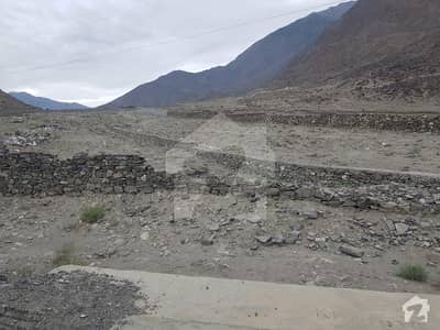 Gilgit 20 Kanal Compact Piece Land For Sale