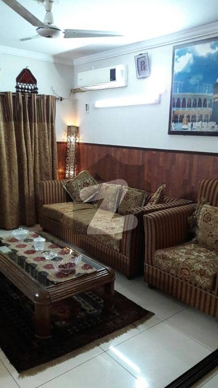رحمان گارڈنز لاہور میں 3 کمروں کا 10 مرلہ فلیٹ 1 کروڑ میں برائے فروخت۔