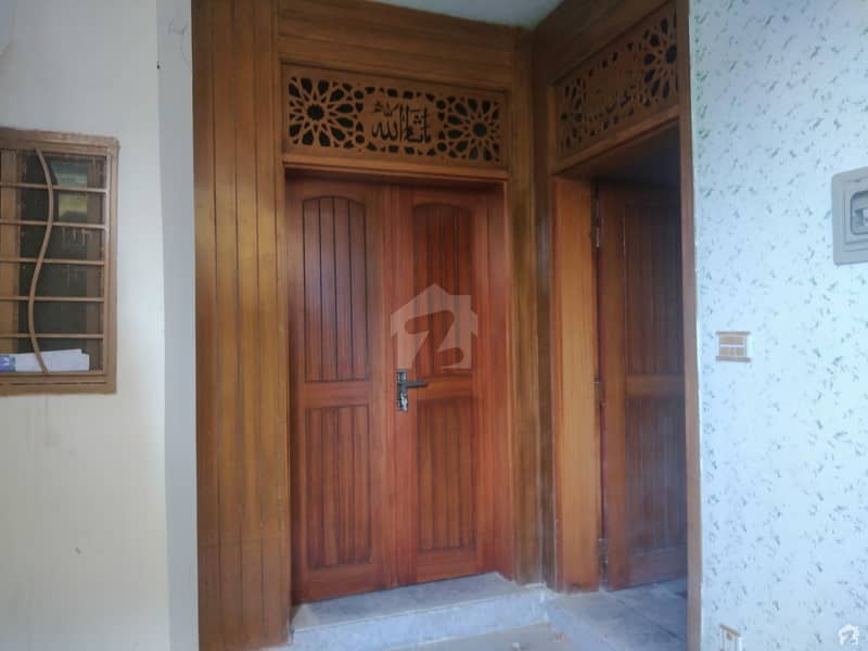 صنوبر سٹی اڈیالہ روڈ راولپنڈی میں 2 کمروں کا 5 مرلہ بالائی پورشن 16 ہزار میں کرایہ پر دستیاب ہے۔