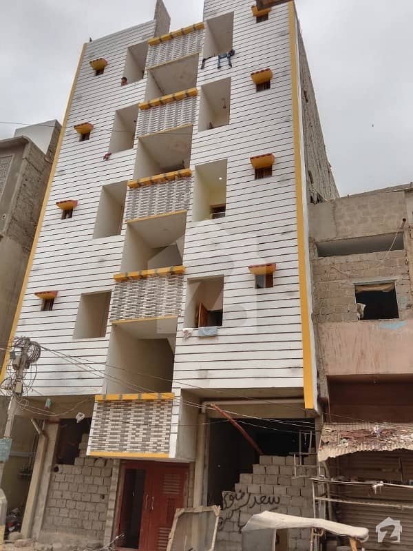 Get In Touch Now To Buy A 850 Square Feet Flat In Karachi