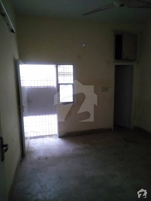 Premium 1080 Square Feet Upper Portion Is Available For Rent In Karachi
