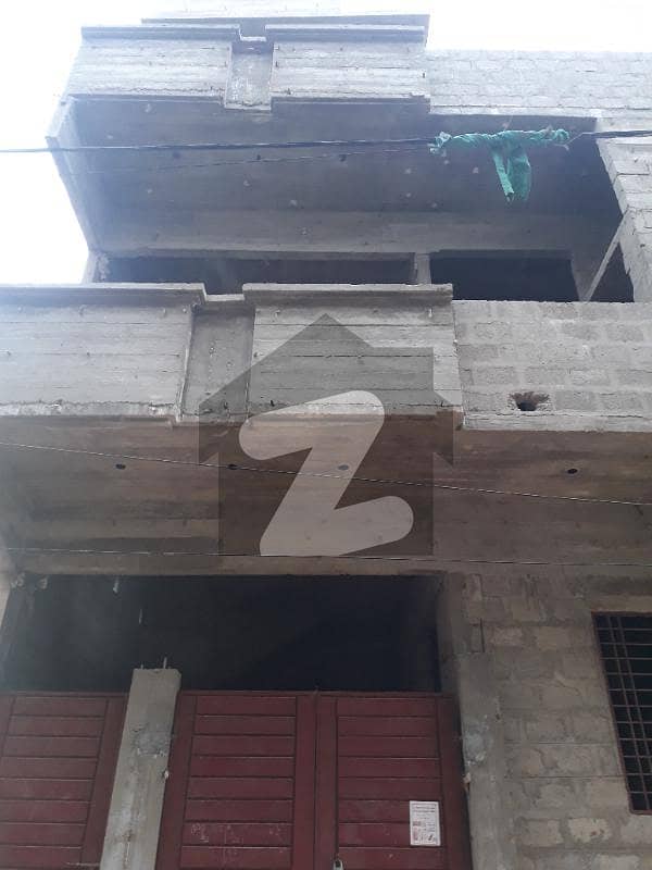 صدف کوآپریٹو ہاؤسنگ سوسائٹی گلشنِ اقبال ٹاؤن کراچی میں 6 کمروں کا 5 مرلہ مکان 1.5 کروڑ میں برائے فروخت۔