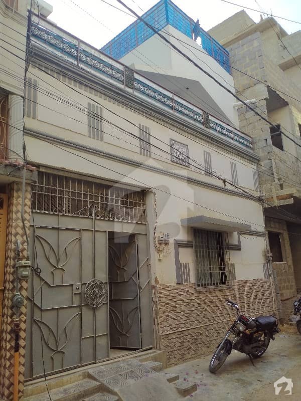 گلستانِِ جوہر ۔ بلاک 12 گلستانِ جوہر کراچی میں 4 کمروں کا 3 مرلہ مکان 1.35 کروڑ میں برائے فروخت۔