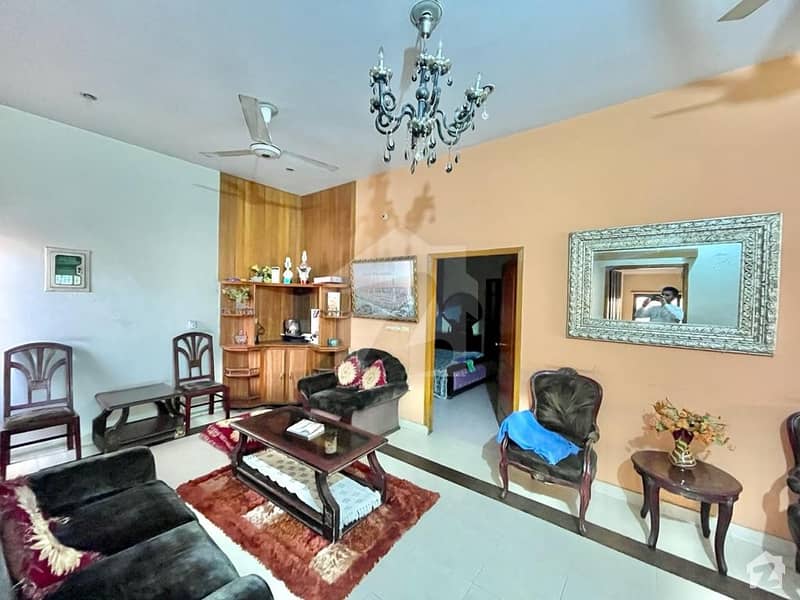 10 Marla House In Rs 19,000,000 Is Available In Awan Town Awan Town