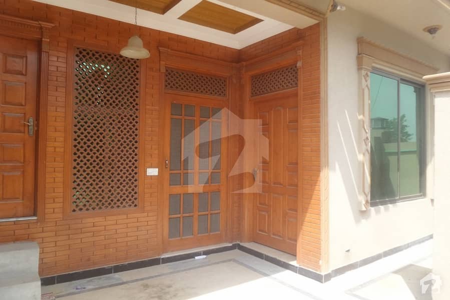 7 Marla House Is Available In Khayaban-e-Tanveer