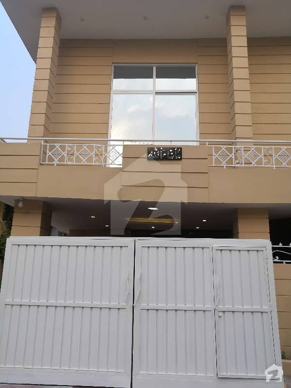 Beautiful Corner House 7 Marla For Sale Beautiful Corner House 7 Marla For Sale