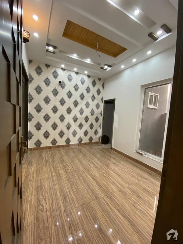 ماڈل سٹی ون کینال روڈ فیصل آباد میں 4 کمروں کا 5 مرلہ مکان 50 ہزار میں کرایہ پر دستیاب ہے۔