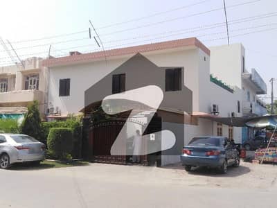 2925 Square Feet Building Is Available In Model Town B