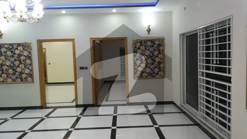 ONE KANAL HOUSE FOR SALE IN PUNJAB SOCIETY LAHORE.