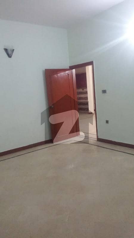 2 Bed Dd Aprtment For Rent At University Road