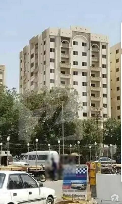 گلستانِِ جوہر ۔ بلاک 6 گلستانِ جوہر کراچی میں 3 کمروں کا 7 مرلہ فلیٹ 1.1 کروڑ میں برائے فروخت۔