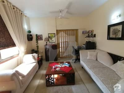 Apartment situated at Extra ordinary location near Baitul mukarram Gulshan e Iqbal block 8