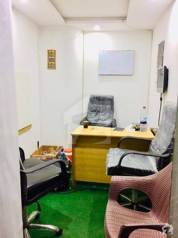 A 100 Square Feet Office In Johar Town Is On The Market For Rent