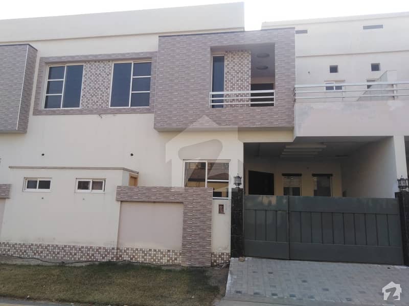House For Sale Available In Model City 2 Of Faisalabad