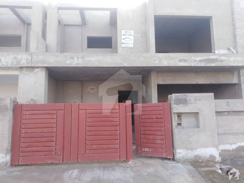 Ready To Buy A House In Satiana Road Faisalabad