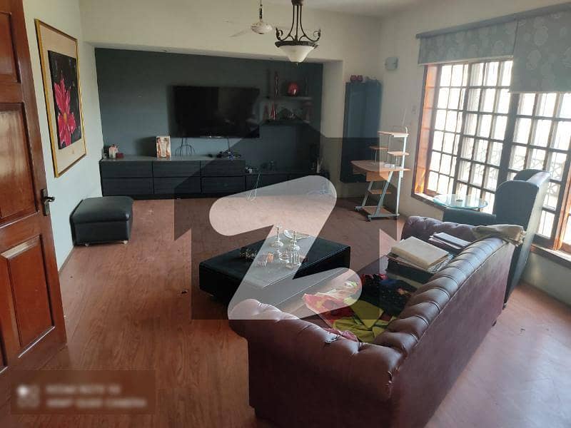 Commercial Bungalow For Rent Commercial Bungalow For Rent