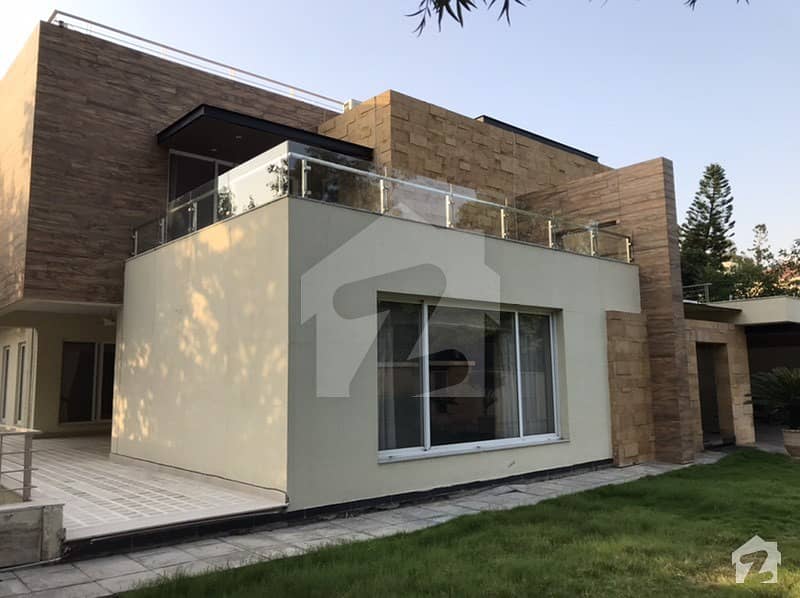 Branded Modern Executive House For Rent F-6