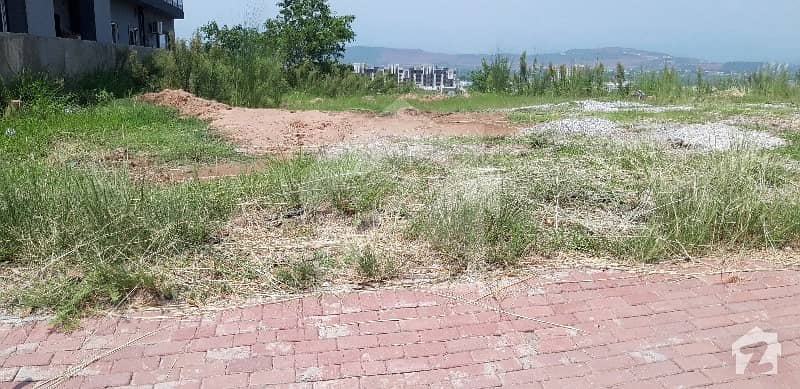 2 Kanal Plot Available For Sale On Hill Top Road.