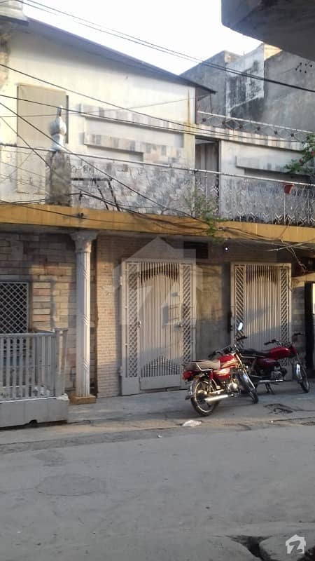 اکل گڑھ راولپنڈی میں 12 کمروں کا 10 مرلہ مکان 4 کروڑ میں برائے فروخت۔