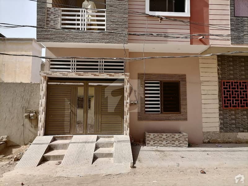 ماڈل کالونی بِن قاسم ٹاؤن کراچی میں 4 کمروں کا 5 مرلہ مکان 2.2 کروڑ میں برائے فروخت۔
