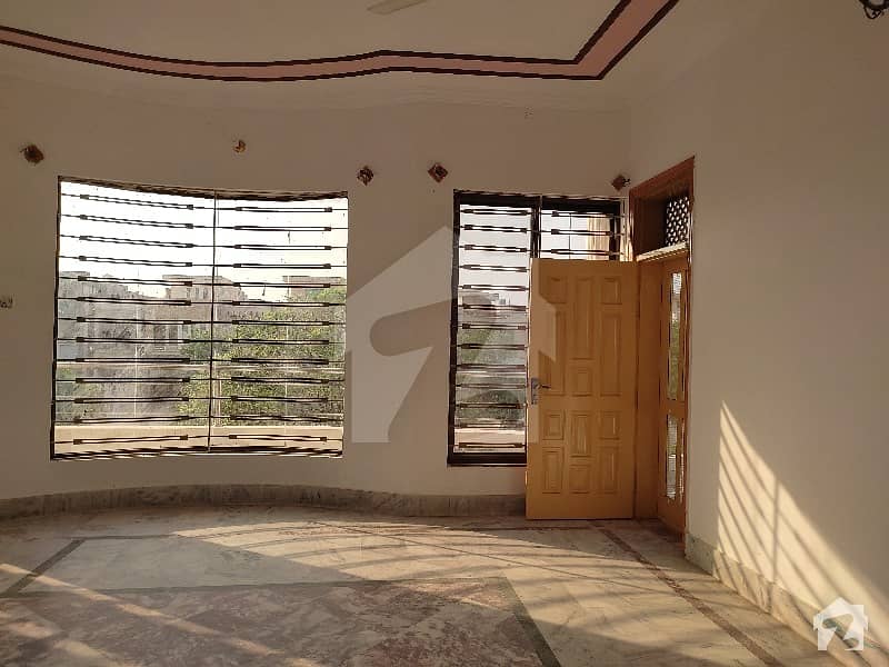 A Beautiful Upper Portion For Rent On Main Road
