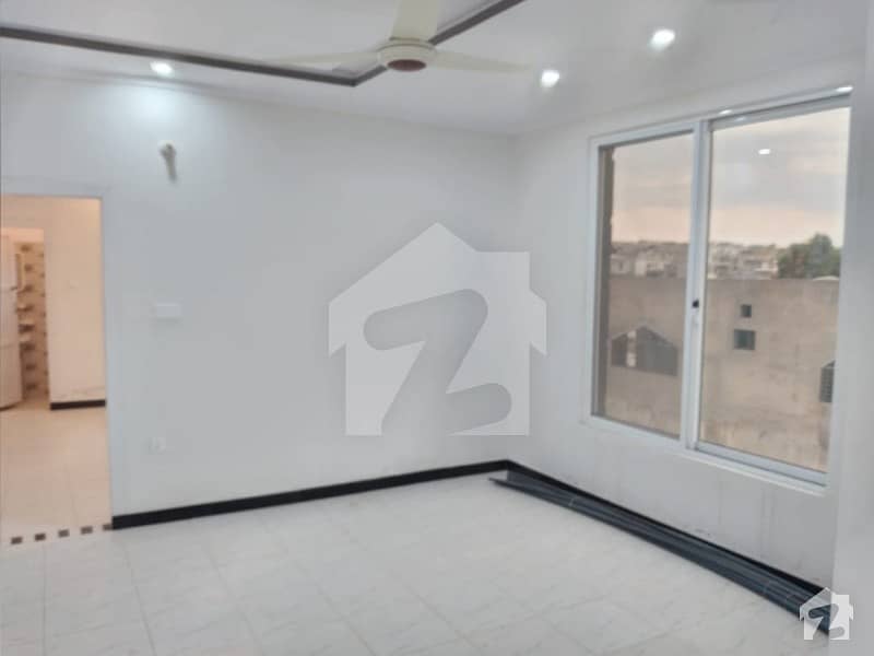 2 Bed Brand New Flat For Rent In jinnah Garden