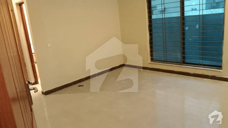 1 Kanal Upper Portion For Rent In Bahria Town Lahore Near Market Park Mosque School