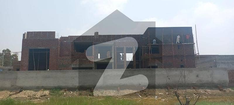 چنار باغ لاہور میں 7 کمروں کا 2 کنال مکان 3.75 کروڑ میں برائے فروخت۔