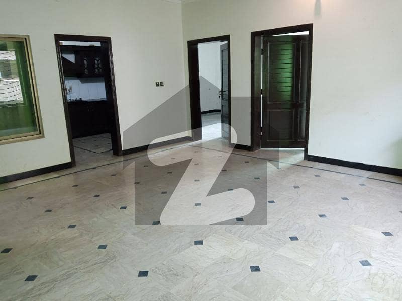 10 Marla Upper Portion For Rent In Pakistan Town 1