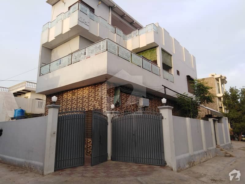 17 Marla Double Corner Double Storey House For Sale