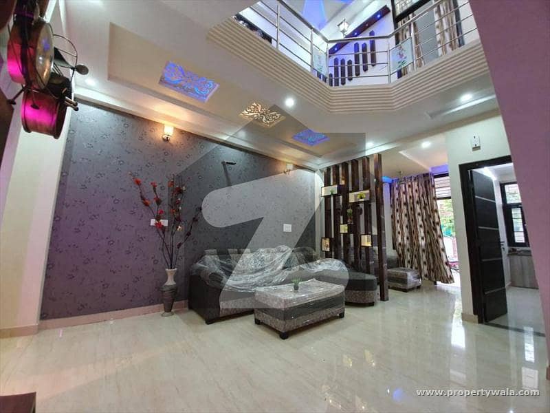 ONE BED NON FURNISHED STYLISH LUXURY FLAT ON EASY INSTALLMENT PLAN AVAILABLE FOR SALE INN BAHRIA TOWN LAHORE