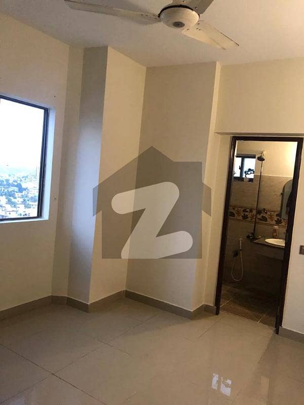 2 Bed Lounge Flat For Sale