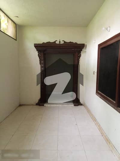 Upper Portion For Rent Situated In Gulshan-E-Iqbal - Block 13/D