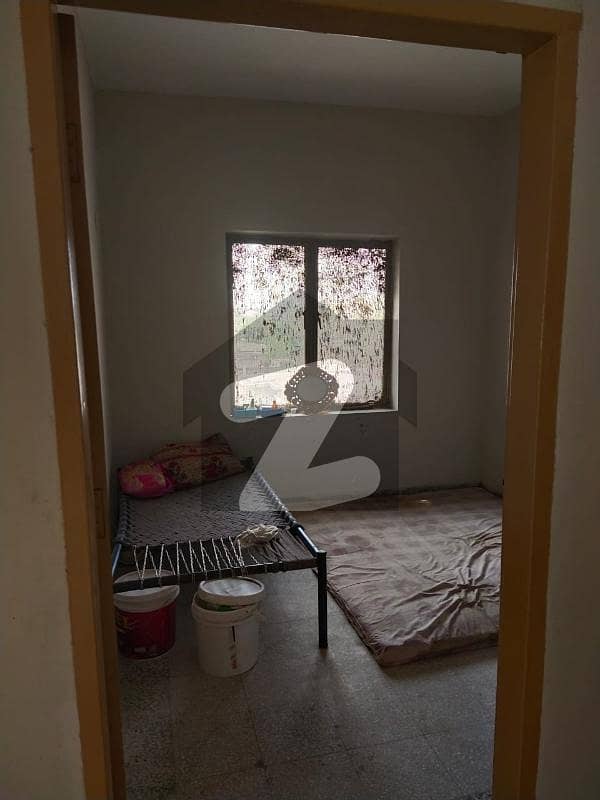 وفاقی کالونی لاہور میں 2 کمروں کا 3 مرلہ فلیٹ 38 لاکھ میں برائے فروخت۔