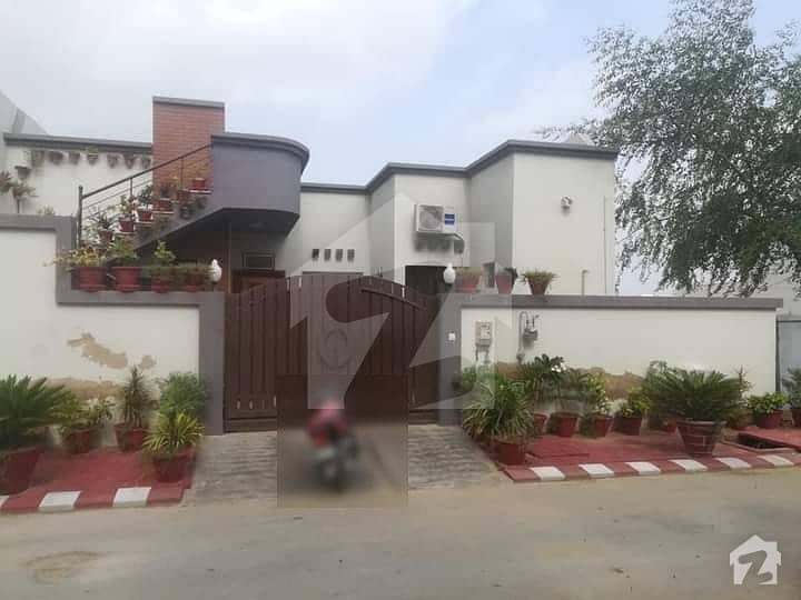 200 Square Yards West Open Furnished Corner Luxury Bungalow Is Available For Sale In Saima Arabian Villas