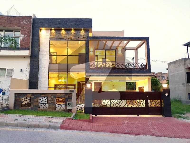 Designer 11 Marla Front And Back Open House In Bahria Town For Sale