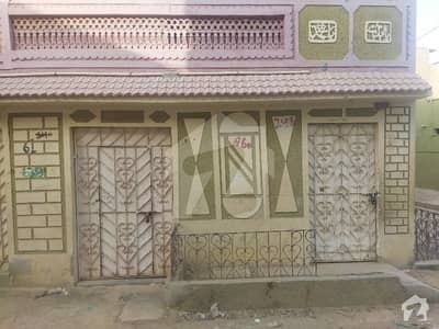 فرید کالونی اورنگی ٹاؤن کراچی میں 8 کمروں کا 5 مرلہ مکان 50 لاکھ میں برائے فروخت۔
