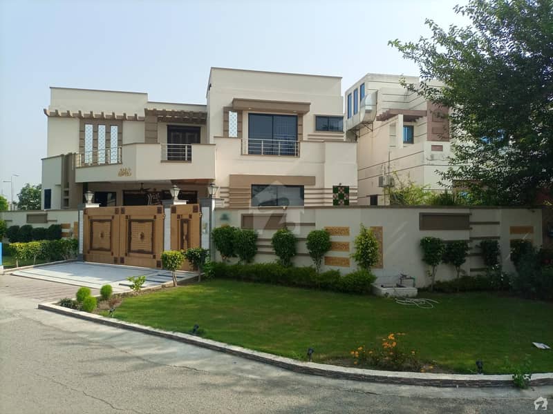 Ideally Located House For Sale In DC Colony Available