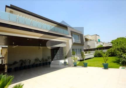 2 Kanal Facing Park House For Sale In Izmir Town B Block