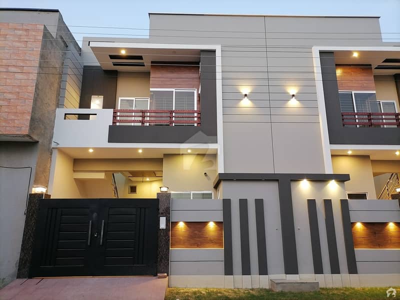 5 Marla House In Central Razzaq Villas Housing Scheme For Sale