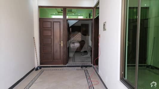 Unoccupied House Of 770 Square Feet Is Available For Rent In