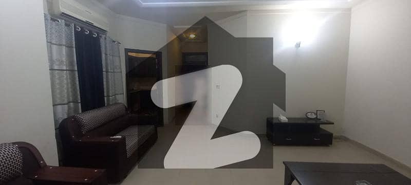 ڈی ایچ اے فیز 8 ڈیفنس (ڈی ایچ اے) لاہور میں 3 کمروں کا 5 مرلہ فلیٹ 88 لاکھ میں برائے فروخت۔