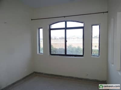 3rd Floor Flat Is Available For Rent