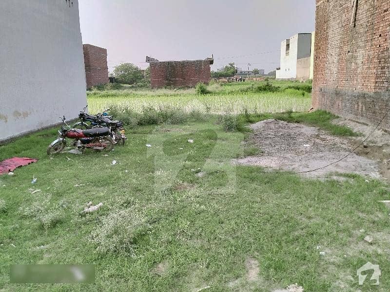 1800 Square Feet Residential Plot Situated In Bhabrianwala For Sale