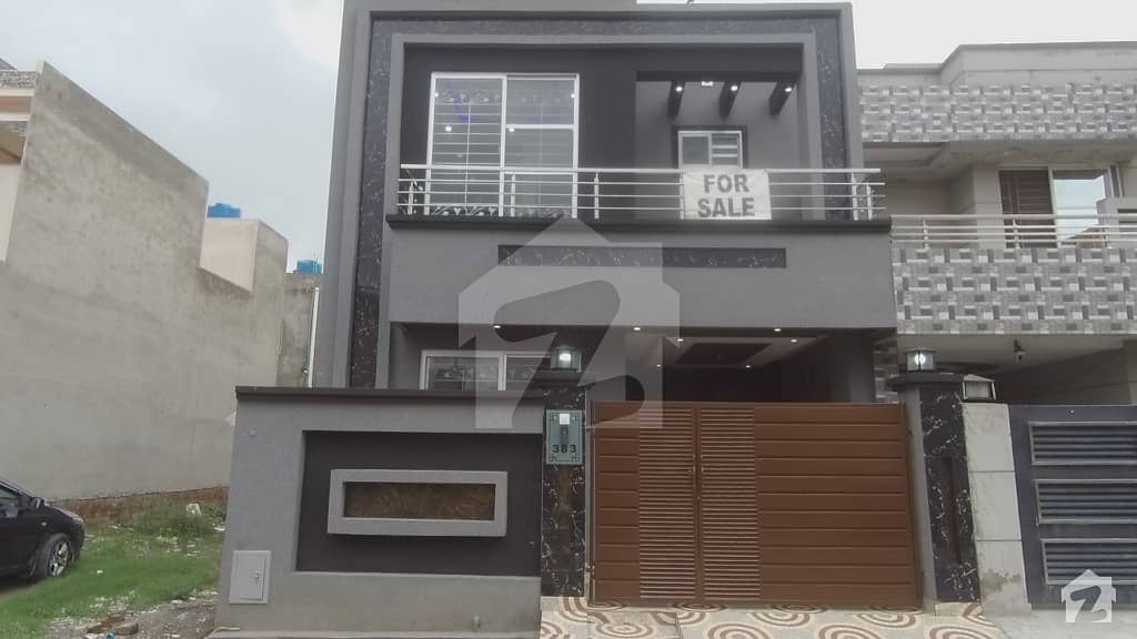 5 Marla House In Rs 16,000,000 Is Available In Paragon City