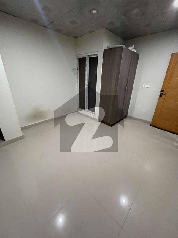 1 Bedroom Flat With Attached Bathroom And Kitchen
