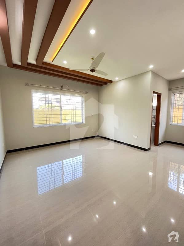 1 Kanal Double Storey Beautiful House For Urgent Sale