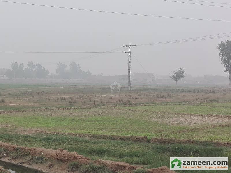 13 Acre Land For Sale In Gujranwala - Sialkot Road Nizam Pura