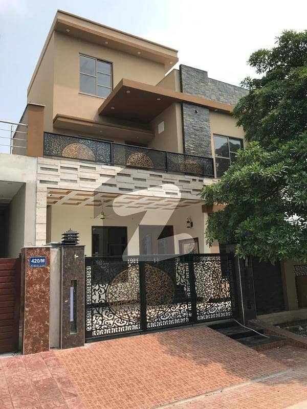 10 Marla M Block House For Sale In Wapda City A Construction